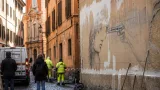 A Bologna un graffito minaccia Meloni: volto, pistola e la scritta ‘Morte a Meloni e ai fasci’