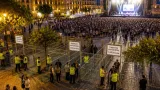 Avellino, polemiche sul concertone: transenne e accesso limitato a 3.500 persone