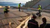 Caduta dal palco a Tharros: nove indagati e indagine della Procura di Oristano