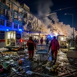 Massiccio attacco a Kiev: colpito anche un ospedale pediatrico, Zelensky chiede più difese