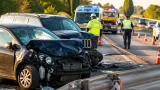 Incidente sulla SS101 a Lecce: tre feriti e circolazione bloccata dopo un'auto contromano