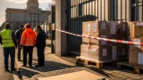 Prato, gip non convalida il sequestro della merce ad Acca di Seano: incertezza sui 95 posti