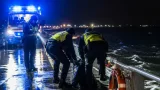 Ravenna, salvato in extremis un uomo gettatosi in acqua a Marina: operativo intervento della Polizia