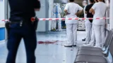 Spari al pronto soccorso di Prato: agente indagato dopo il ferimento di un fermato
