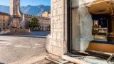 Trento, nuova spaccata in piazza Duomo: presa di mira ancora la gelateria Grom
