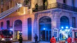 Trieste, incendio in centro: giovane gravemente ferita e otto intossicati