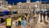 Trieste, la Questura regola le attività di assistenza in piazza Libertà per motivi di sicurezza