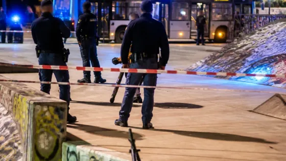 Fermo a Ferrara per presunta organizzatrice di una rete che vendeva cittadinanze