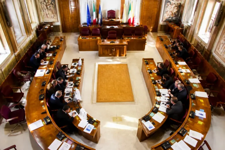 Agrigento, il centrodestra si spacca: tensioni e new‑order nelle cariche consiliari