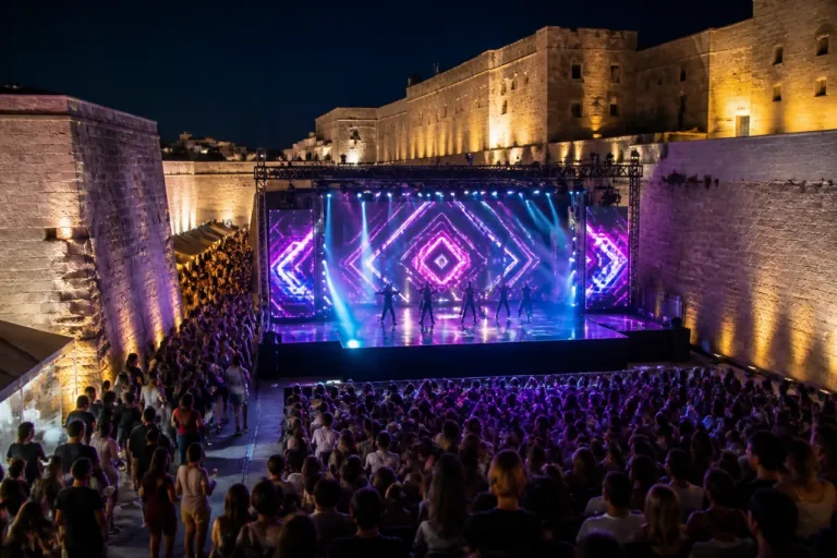 Al Castello di Barletta arriva il concerto-spettacolo K-POP REVOLUTION