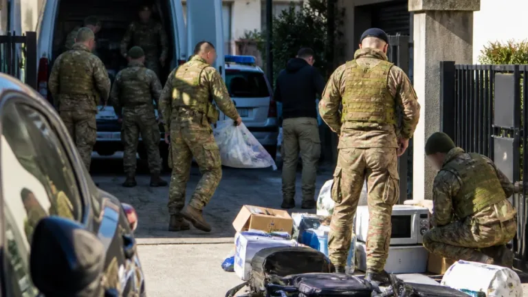 Blitz dei Carabinieri in provincia: smantellata banda responsabile di 14 furti