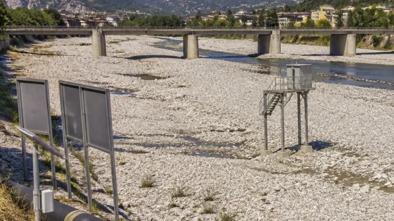 Carenza d'acqua nell'Adige: l'Osservatorio alza l'allerta, appello a risparmiare
