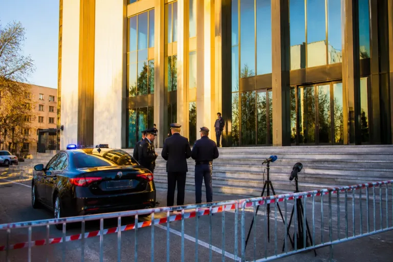 Interrogatorio a Roma per Lavitola: nega di essere mandante nell’attentato a Ranucci