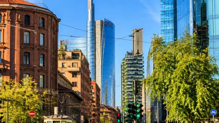 Mercato immobiliare: a Milano cresce l'offerta mentre in provincia cala l'assorbimento