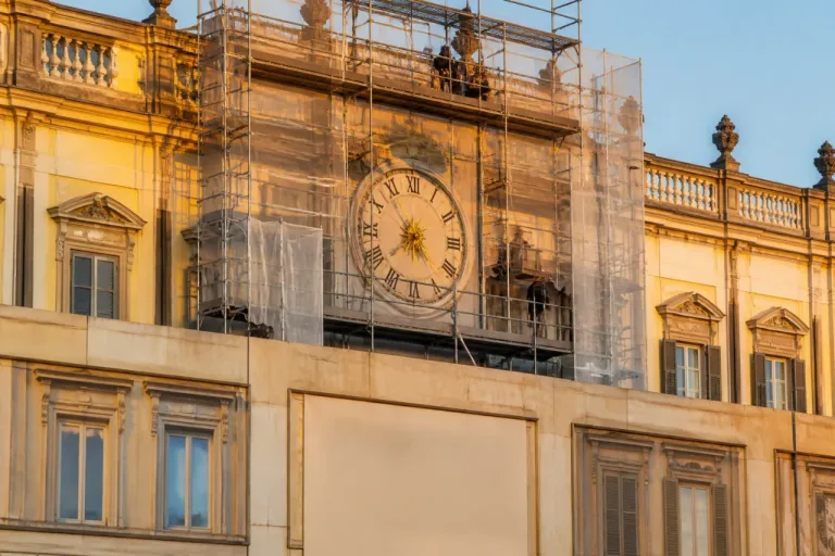 Monza: Louis Vuitton finanzia il restauro della facciata sud e dell'orologio della Reggia