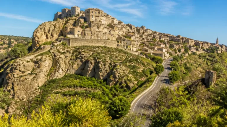Morgantina Rivive compie 20 anni: il 7 agosto spettacolo tra mito e comunità