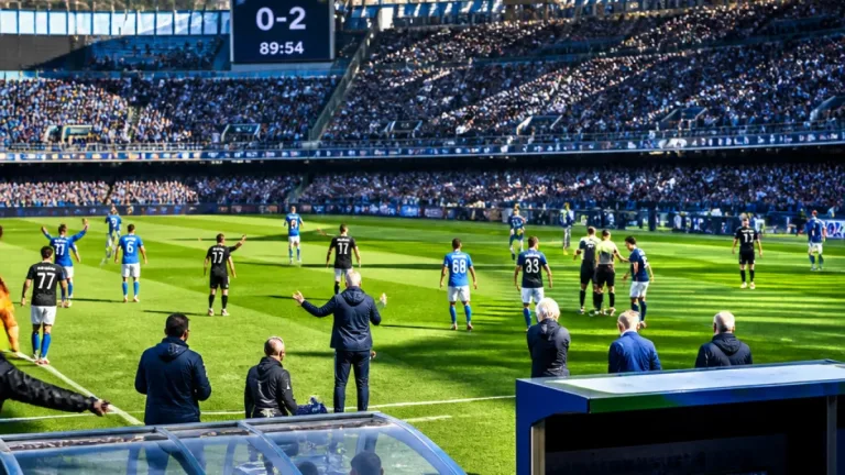 Napoli, buona la prima di Allegri: vittoria a Marassi con De Bruyne e Vergara