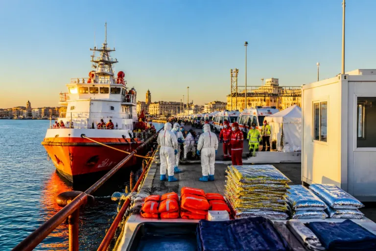 Open Arms verso Ravenna: in arrivo 16 migranti, attivata la macchina dell'accoglienza