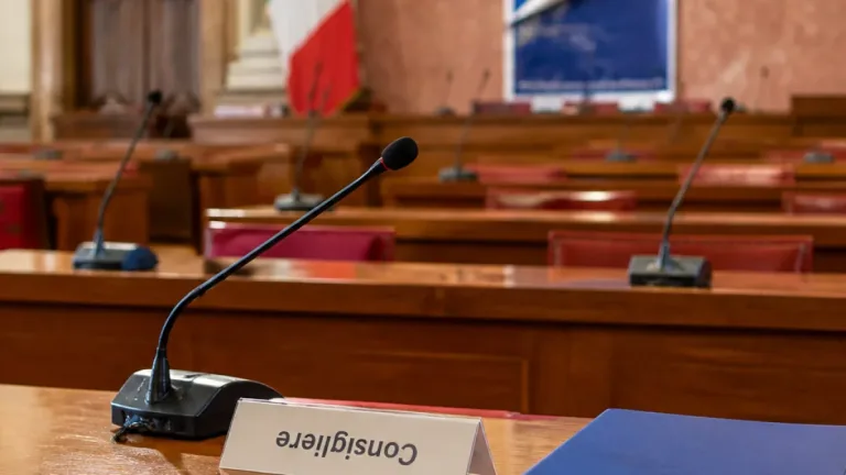 Pesaro, Dallasta lascia Forza Italia: scossa nel centrodestra provinciale