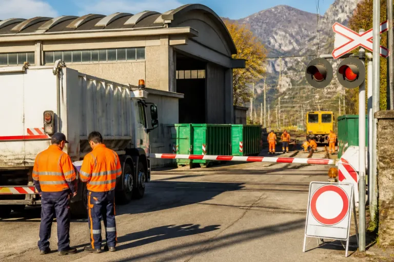 Raccolta rifiuti: possibili ritardi tra il 18 e il 23 luglio in 9 Comuni della provincia