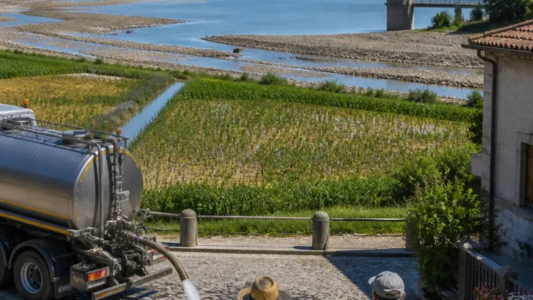 Siccità, Ticino e Sesia in forte sofferenza: allarme per acquedotti e raccolti nel Pavese