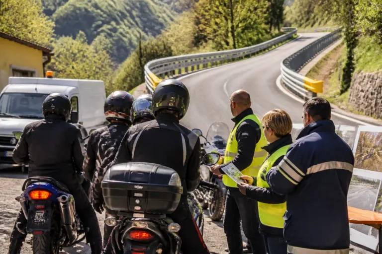 Sicurezza sulla Pedaggera: Provincia e amministratori incontrano i motociclisti dopo i lavori