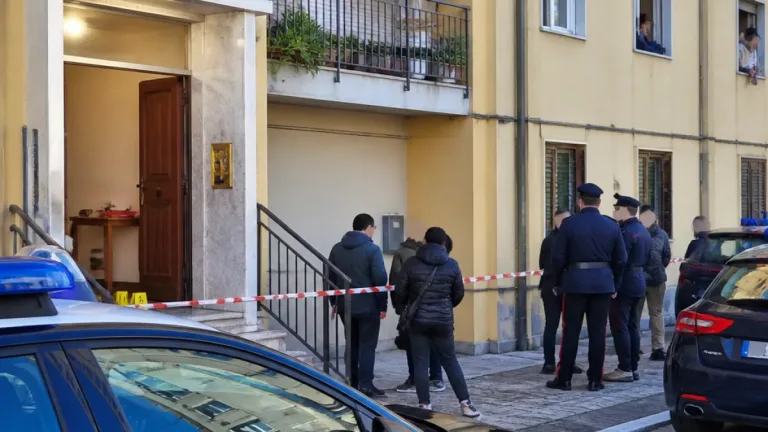 Smantellata a Frosinone organizzazione di spaccio: 11 misure cautelari e una piazza in un alloggio popolare
