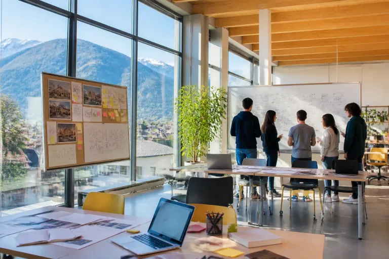 Sondrio: le ACLI avviano "I.A. Impariamo Assieme" per giovani e lotta all'isolamento