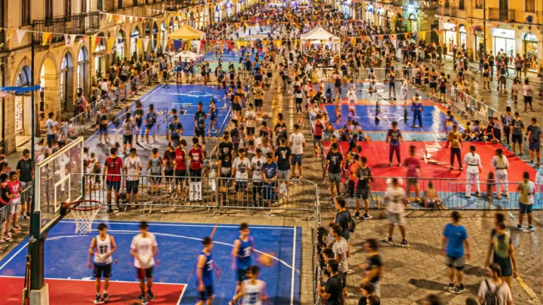 Sora trasforma il centro in una «città dello sport»: oltre 30.000 persone alla Notte Bianca