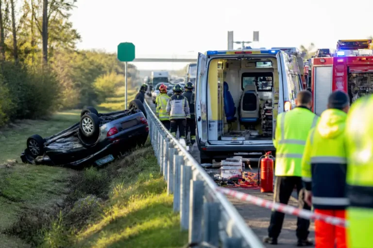 Tragedia in A1: bimba di 8 anni muore dopo il ribaltamento dell'auto a Roncopascolo