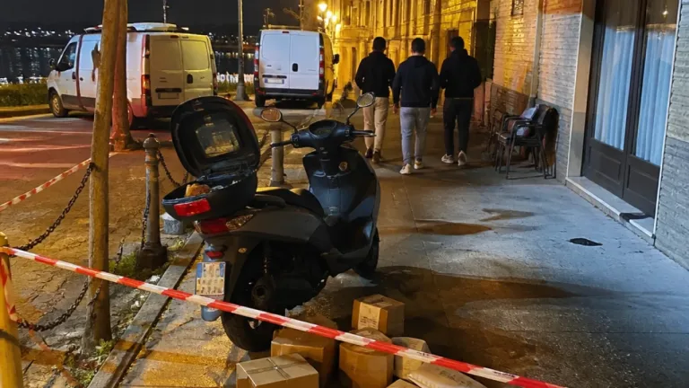 Verbania, tre giovani arrestati per l'assalto a un corriere della droga: 1,8 kg di hashish sequestrati